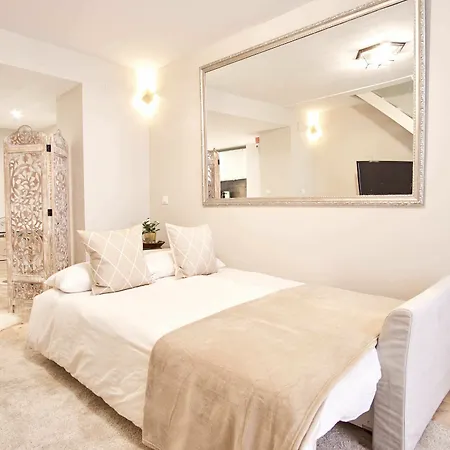 Apartament Duplex De Lujo En Palacio Junto Catedral *